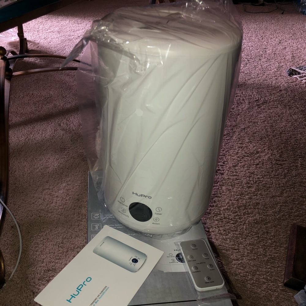 Hupro 775 ultrasonic air humidifier- open box